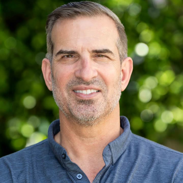 Johnny Ward, Fractional Chief Growth Officer